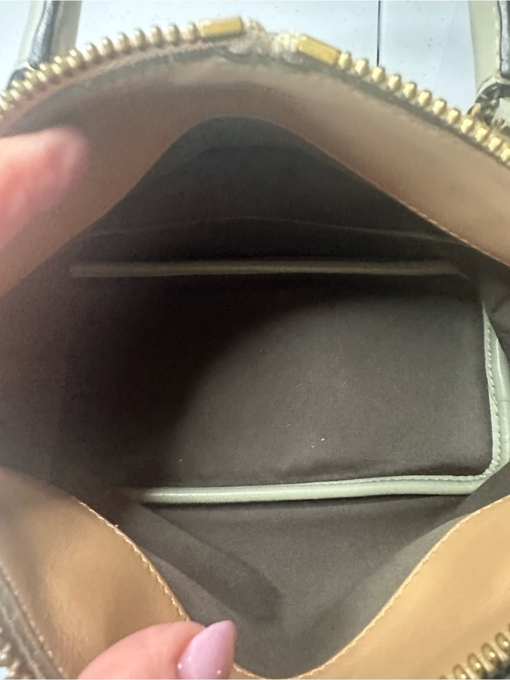 Chloe small leather satchel with Kate spade adjustable strap included - Picture 8 of 14